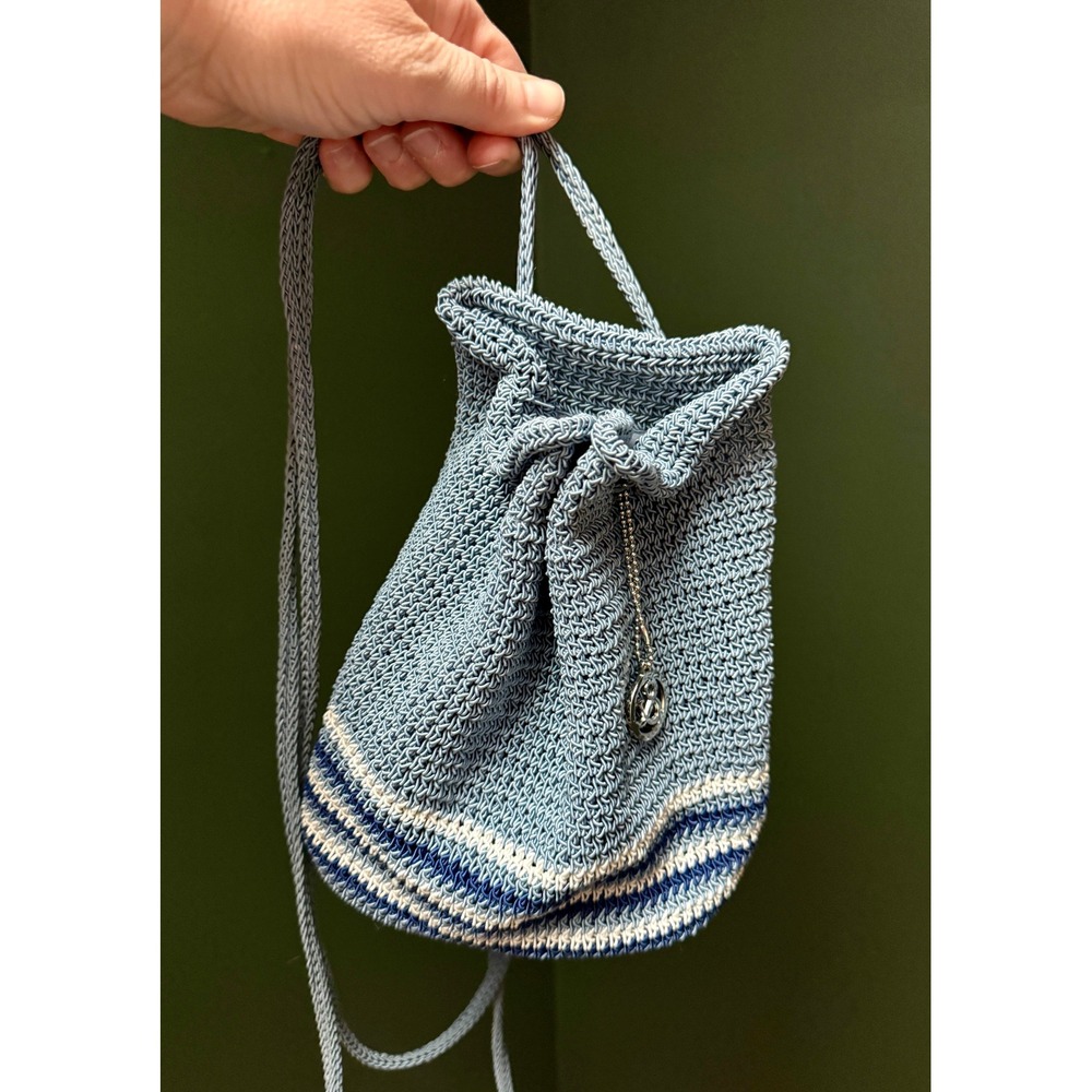 Frankie &‎ Johnnie Crochet Bucket Bag Drawstring Closure